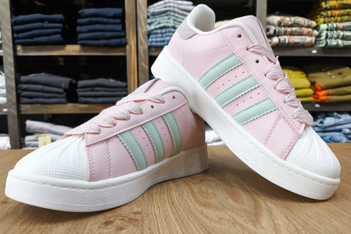 کفش ونس طرح آدیداس زنانه رنگ صورتی روشن برند KShoes کد ۵۳۵