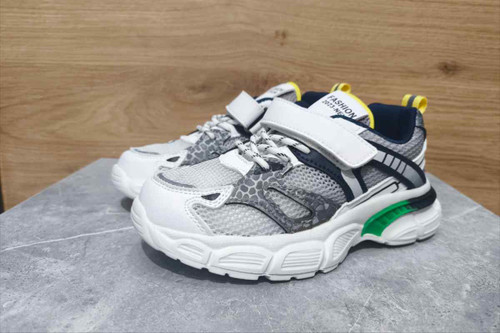 کفش پسرانه win star رنگ سفید طوسی کد ۵۰۱