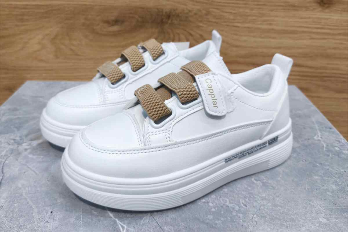 کفش ونس بچه گانه سفید K SHOES بند قهوه ای کد ۵۰۵