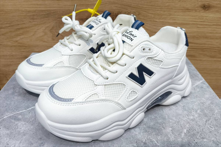 کفش اسپورت زنانه و پسرانه نیوبالانس سفید سرمه ای کد ۵۳۷
